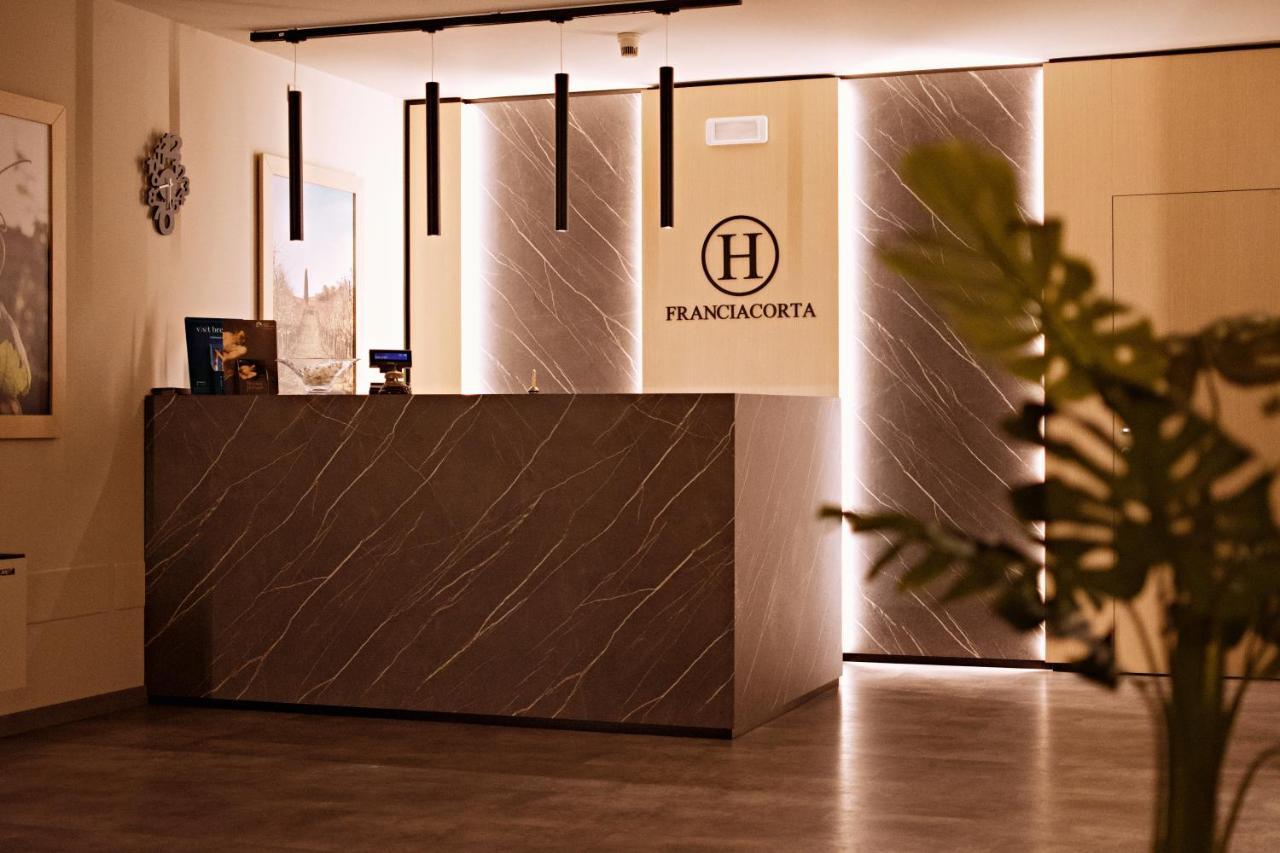 Hotel Franciacorta Paderno Franciacorta Экстерьер фото