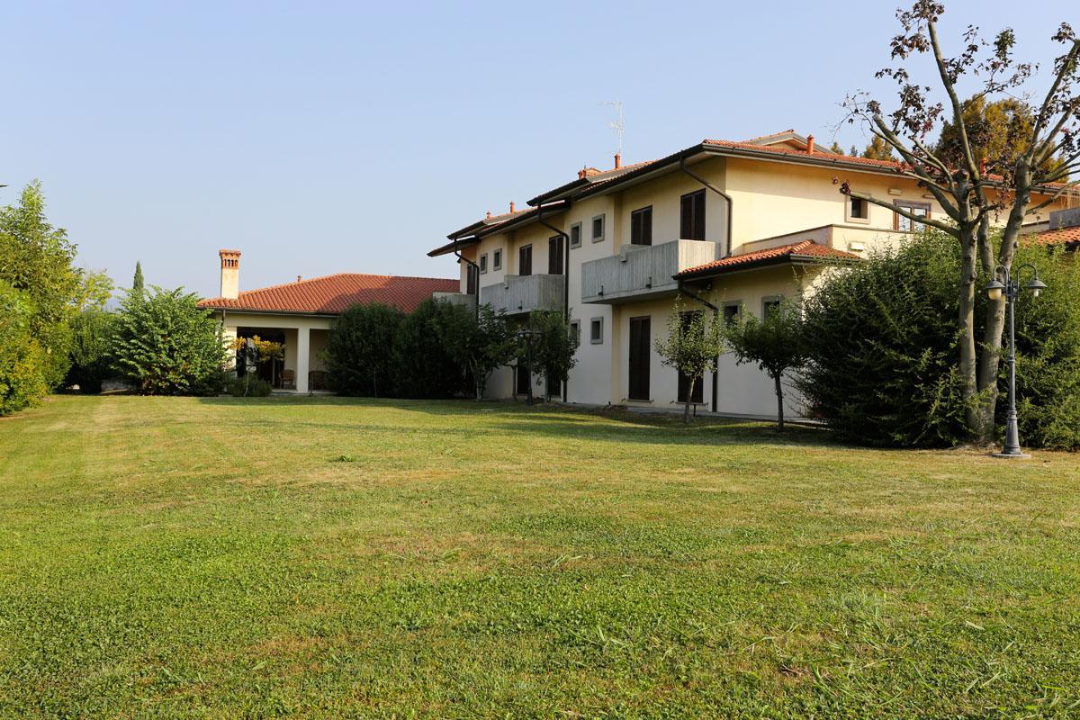 Hotel Franciacorta Paderno Franciacorta Экстерьер фото